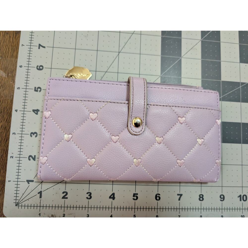 Betsey Johnson Lavender Quilted Heart Wallet Women's Faux Leather Snap Clutch - Picture 6 of 7